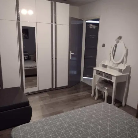 In - Riviera 43221 Apartamento Šibenik